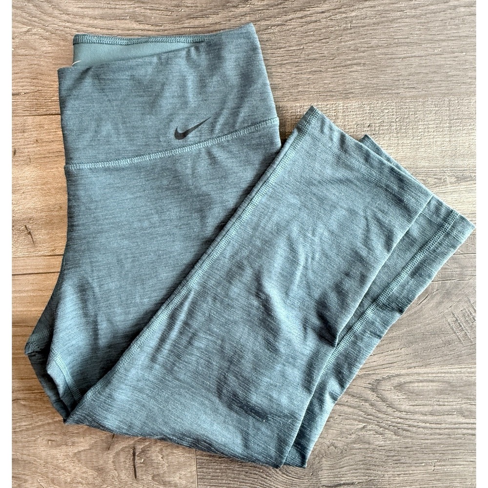 Nike Dri-FIT Heathered Teal Crop Leggings M MidRise Yoga Gym Athleisure Capris